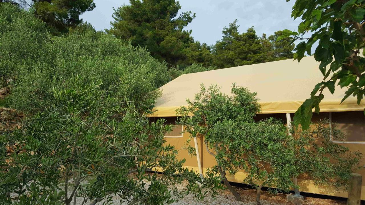 Camping Aloa Bol Exteriér fotografie