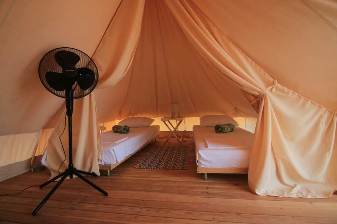 Camping Aloa Bol Exteriér fotografie